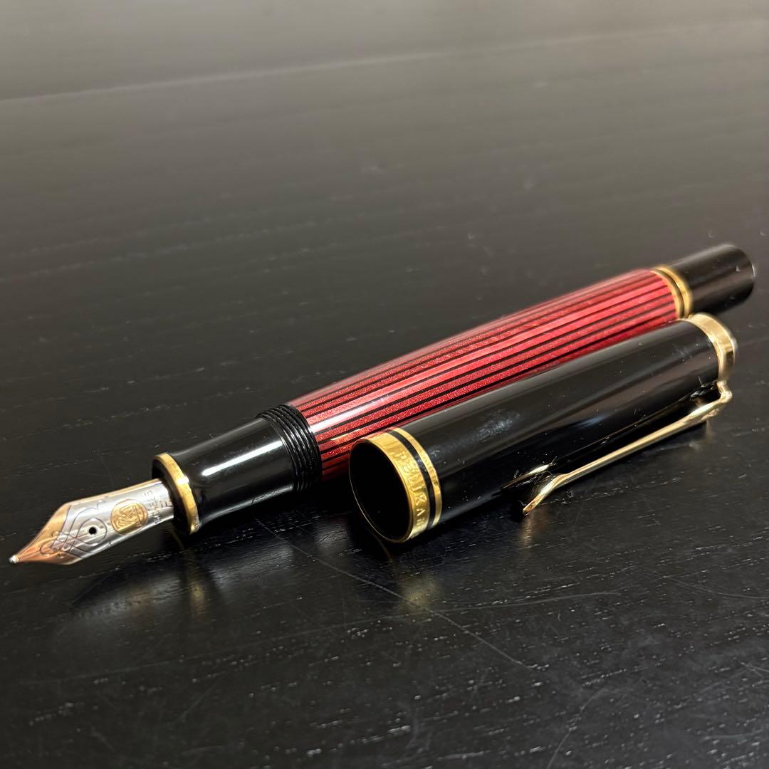 スーべレーン 赤 ネーム入り クロコダイルケース付 万年筆 ペリカン m400