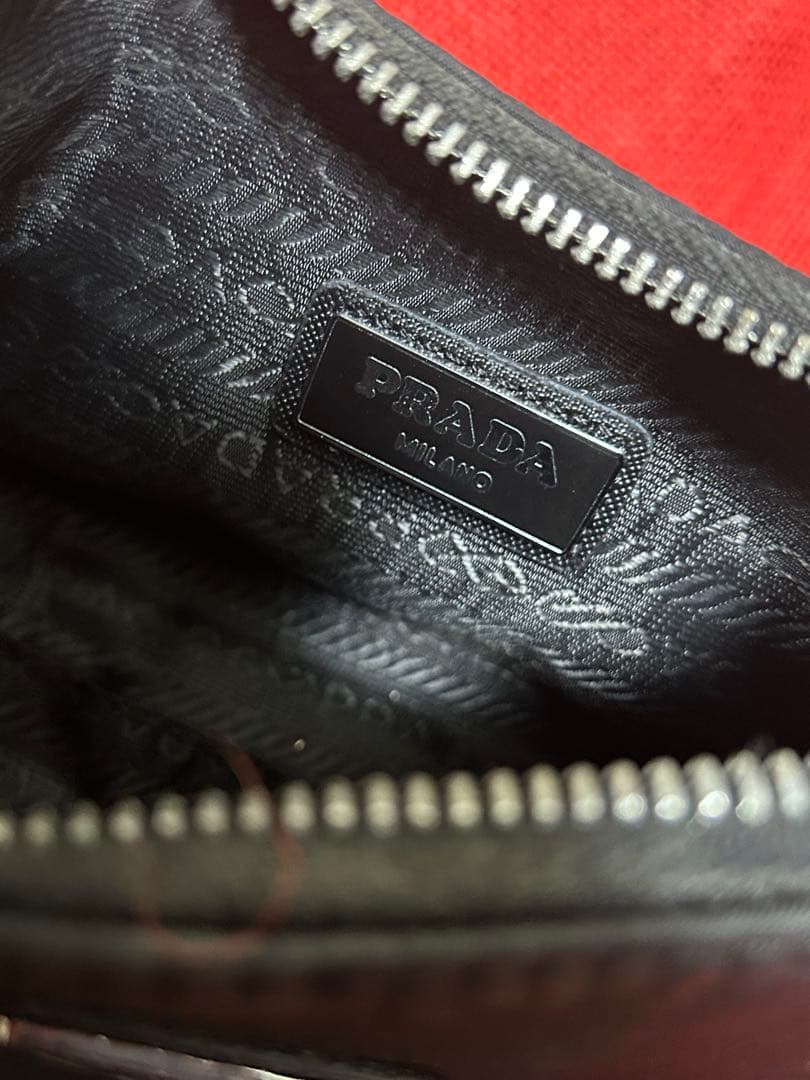 の*ぴ様 プラダ Re-Edition 2005 Re-Nylon バッグ