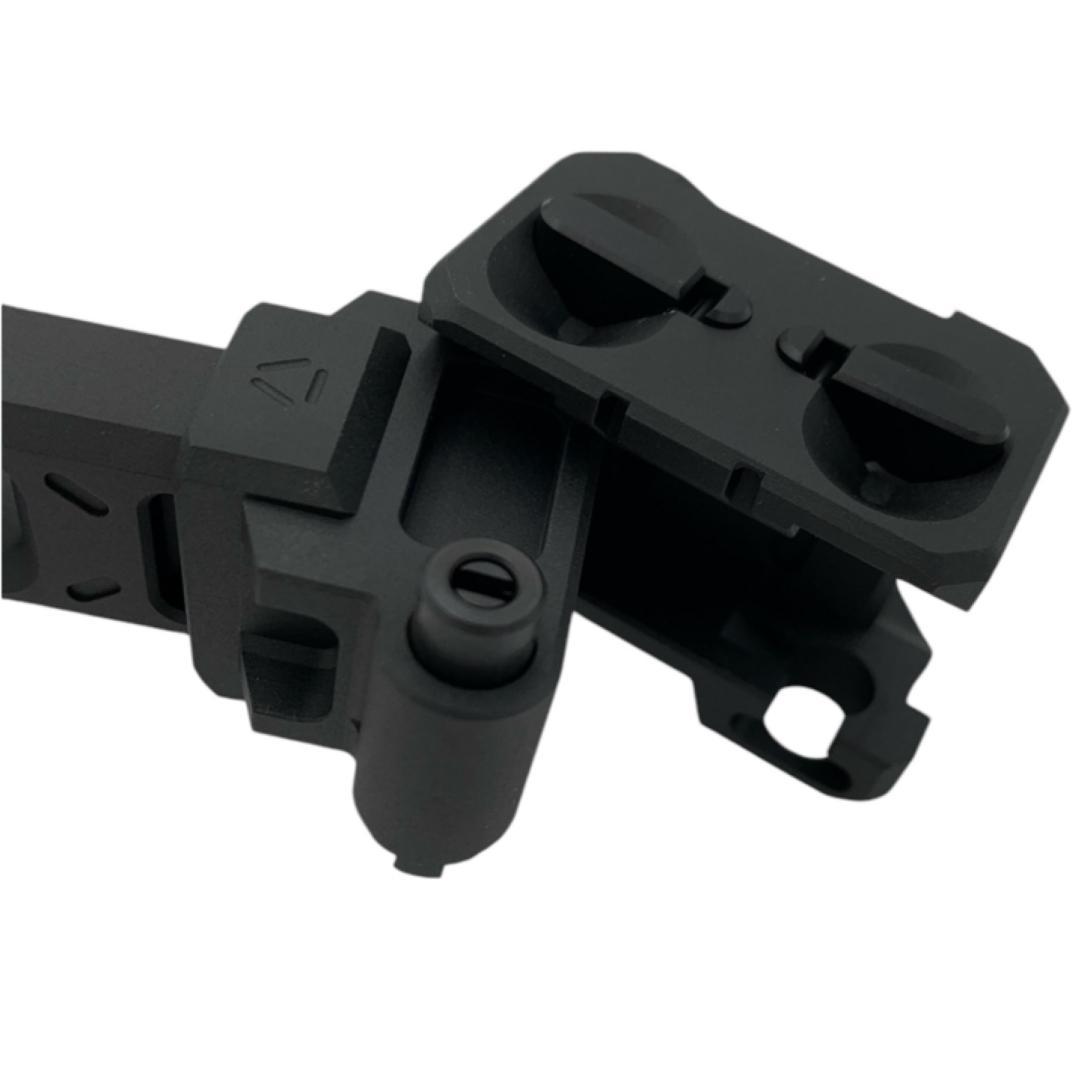 ストライク インダストリー ストライク FSA デュアル フォルダー 実物