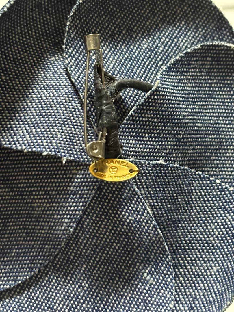 CHANEL デニム ブローチ ネイビー
