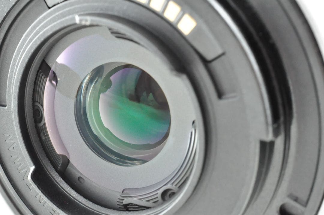 美品 Canon EOS Kiss M レンズキット 自撮りOK Wifi搭載