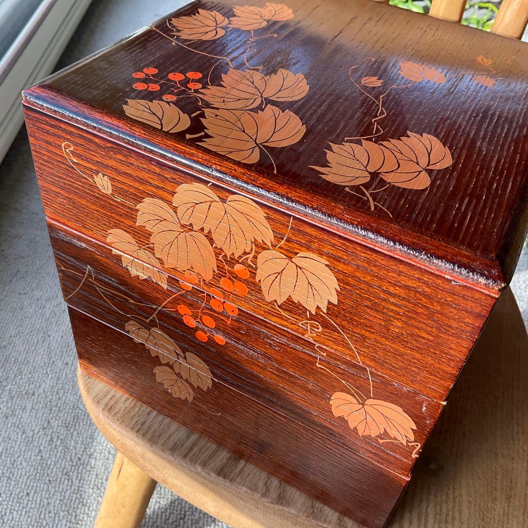 木製重箱 金箔装飾