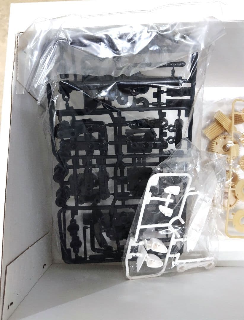 絶版 タミヤ RC 1/10 フォード・フォーカス RS WRC 2002年型