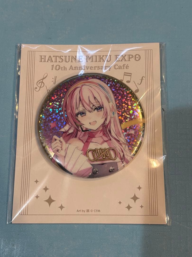 巡音ルカ グリッター缶バッジ アニメイトカフェ MIKU EXPO 10周年