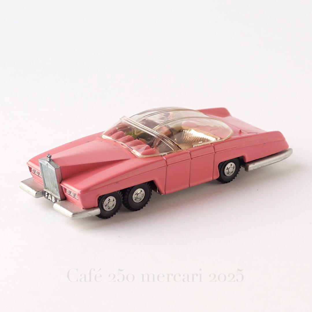 DINKY № 100 サンダーバードペネロープ号　Thunderbirds