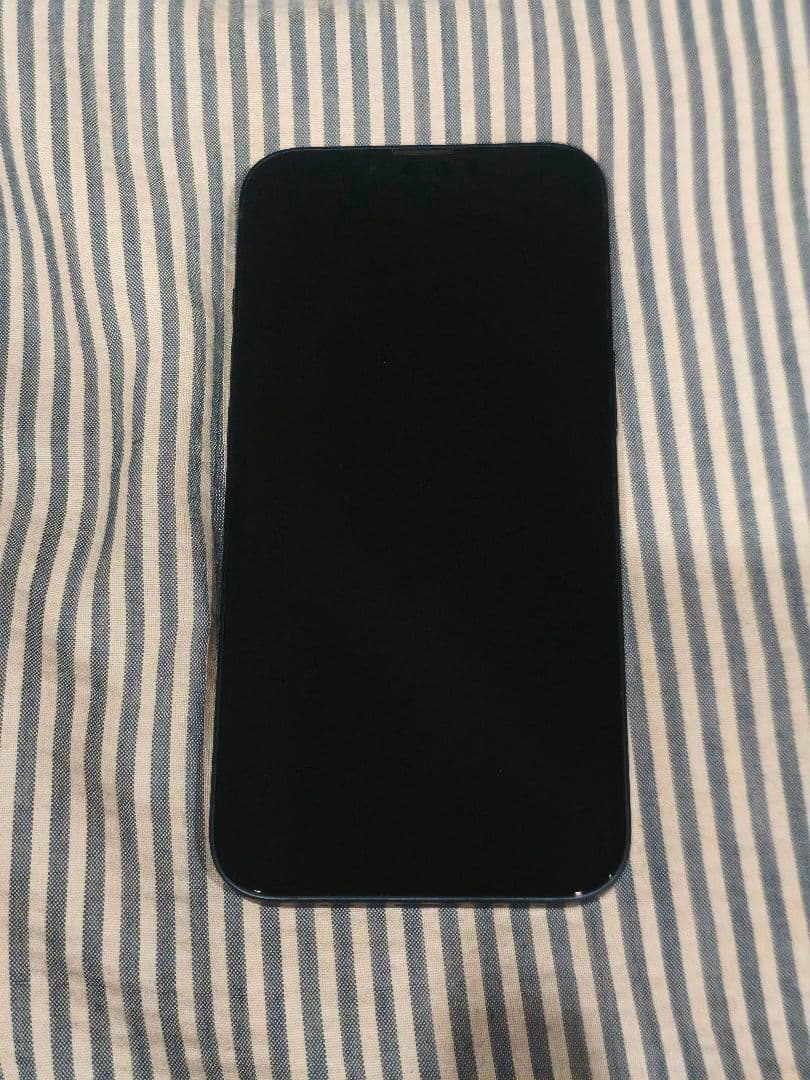 iPhone13 本体　ミッドナイト