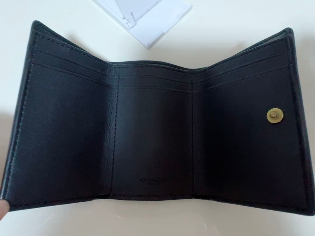 【新品・正規品】 コーチ 三つ折財布