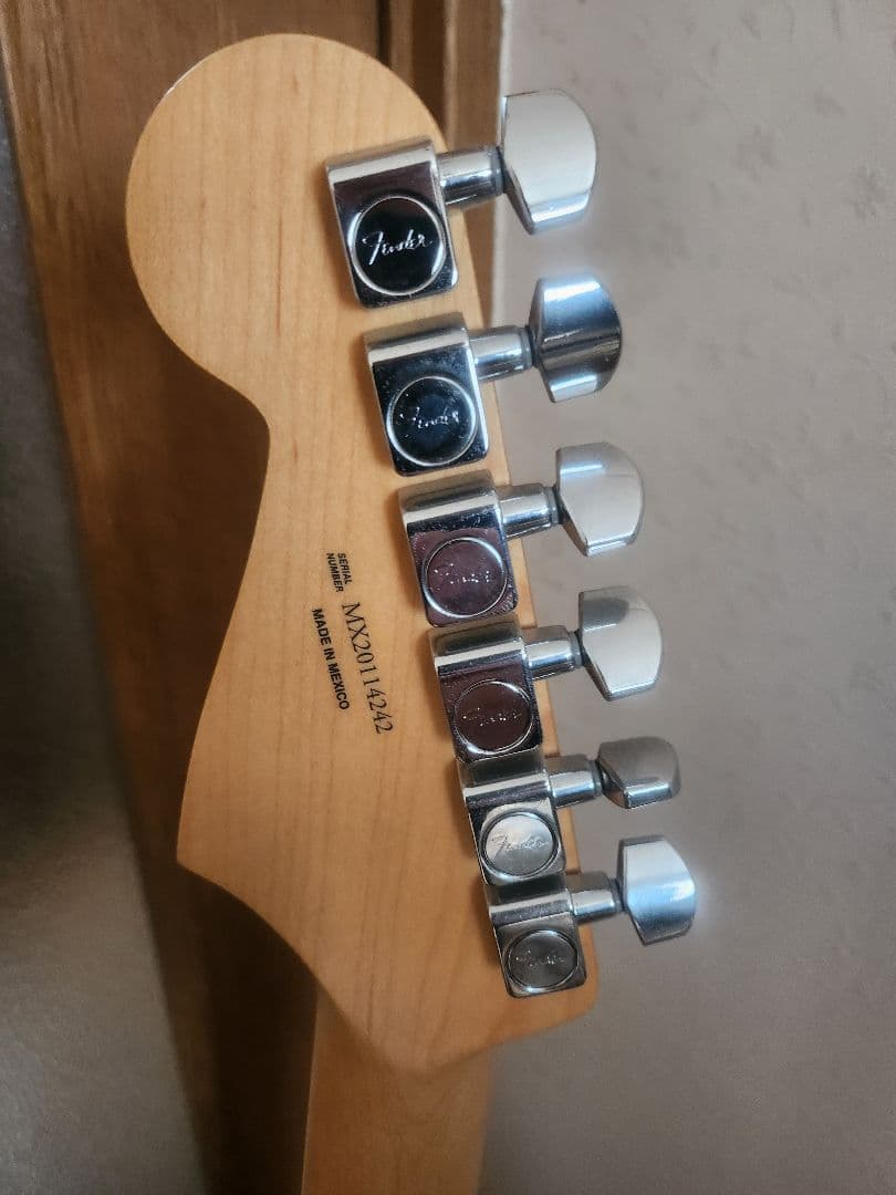 ギター Fender Player Stratcaster HSH