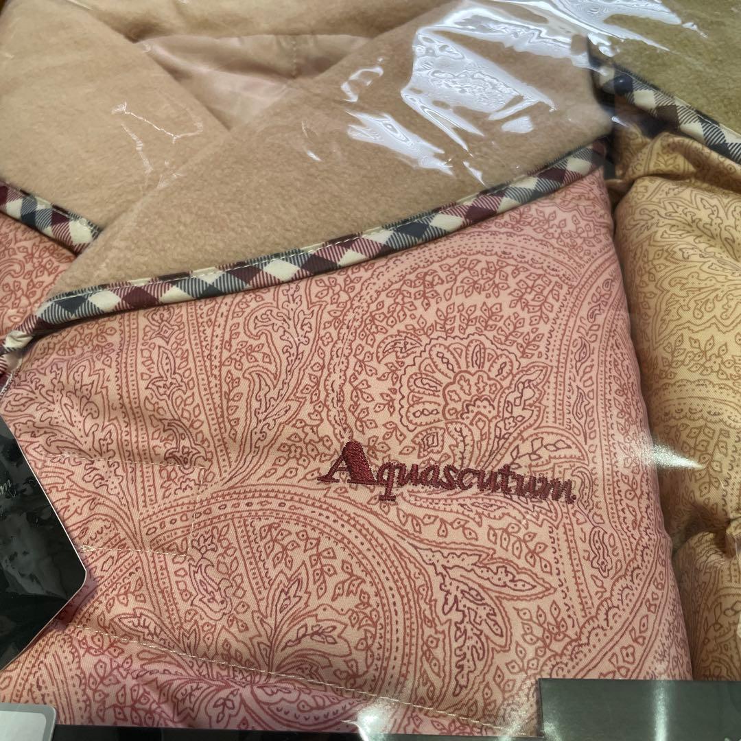 【新品】アクアスキュータム 羽毛 肩当てダウン ペア セット M~L対応