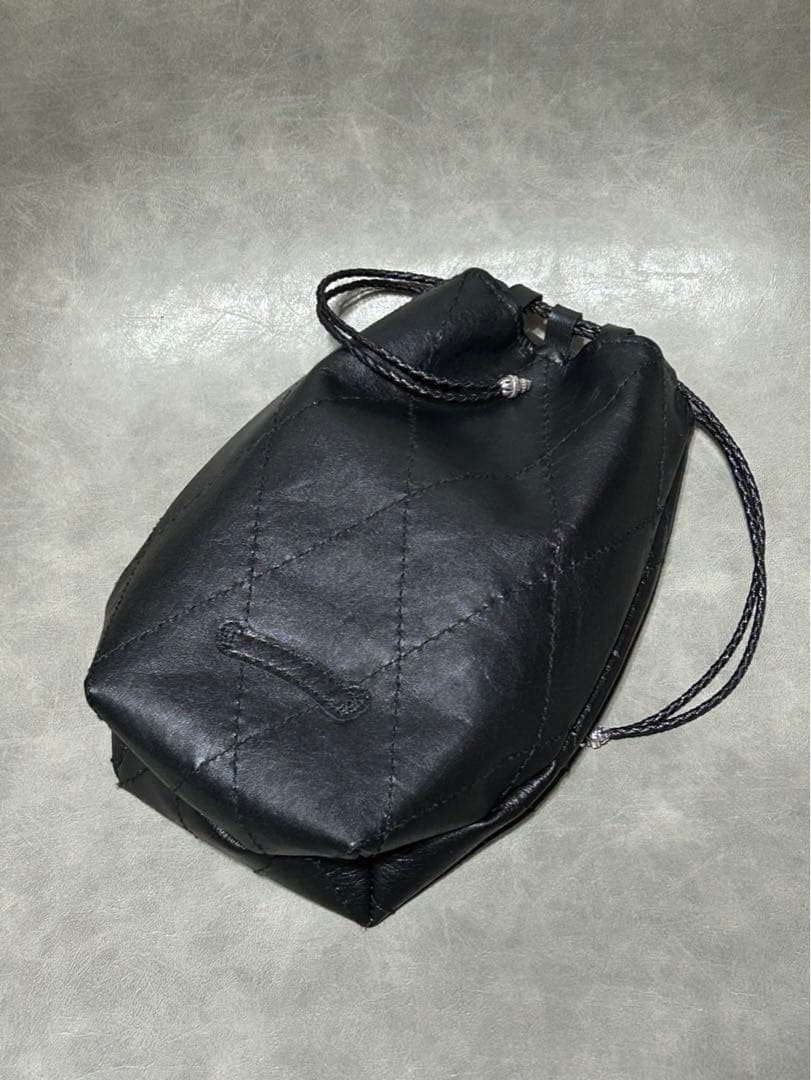 レザー巾着　クロスパッチ、キルティング