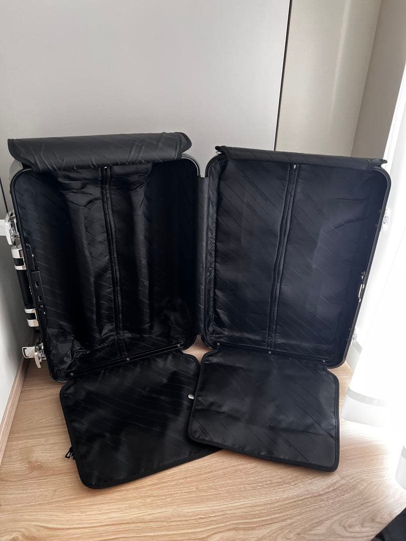 ゼロハリバートン　アルミ　スーツケース　31L 2輪