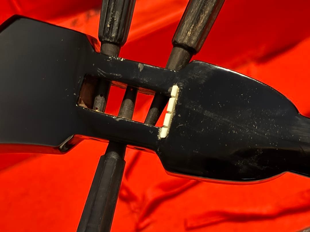 ※ラストです　旅を重ねた三線昭和六十一年贈沖縄三線黒木真壁型本皮張傷あり現状販売