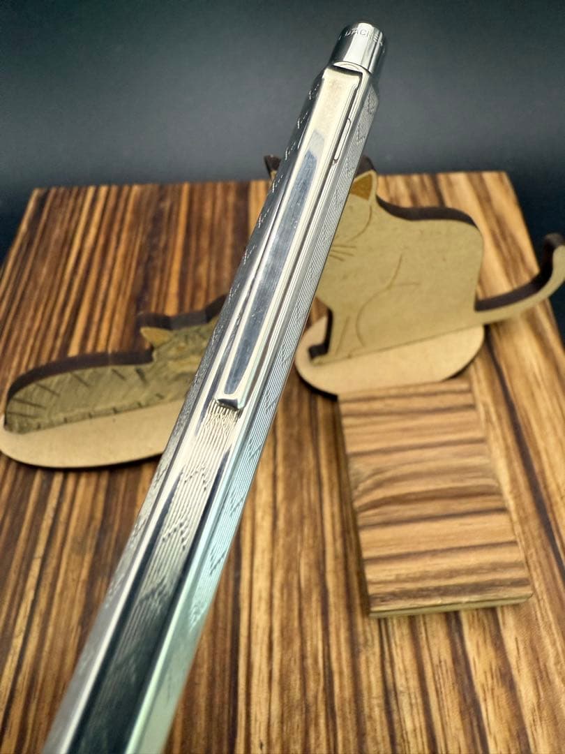 Caran d'Ache ボールペン エクリドール シェブロン