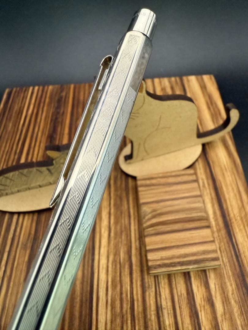 Caran d'Ache ボールペン エクリドール シェブロン