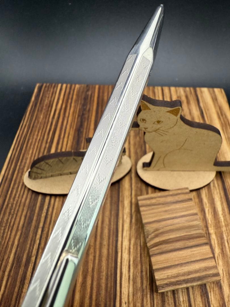 Caran d'Ache ボールペン エクリドール シェブロン