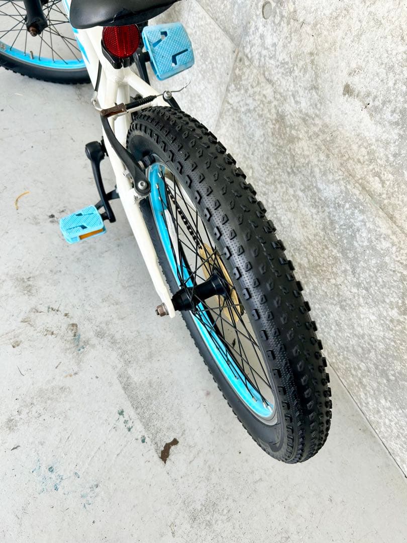 20インチ Precaliber 身長114-132cm ホワイト　水色