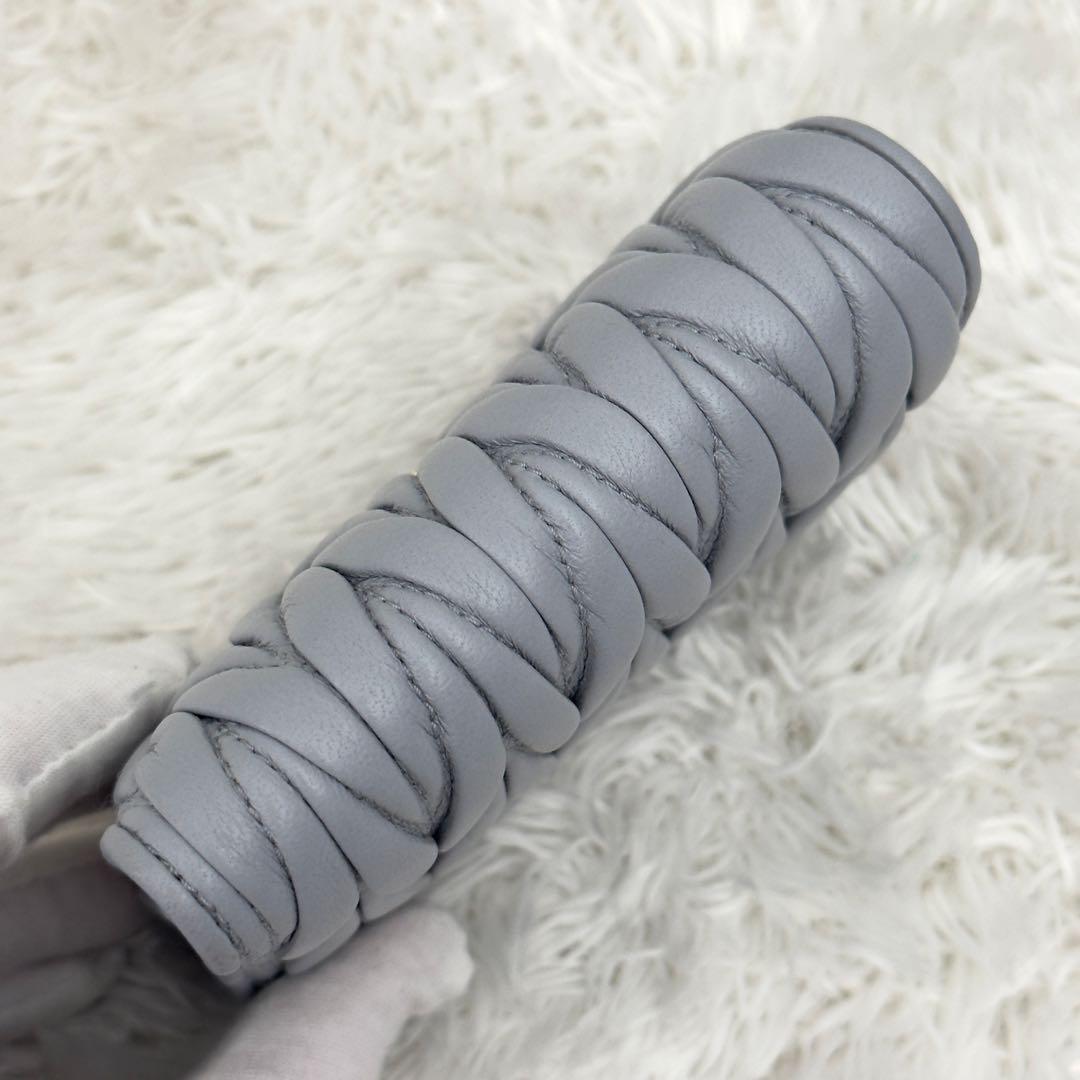 極上美品⭐️RFID内蔵 MIUMIU ミュウミュウ マテラッセ 財布 現行