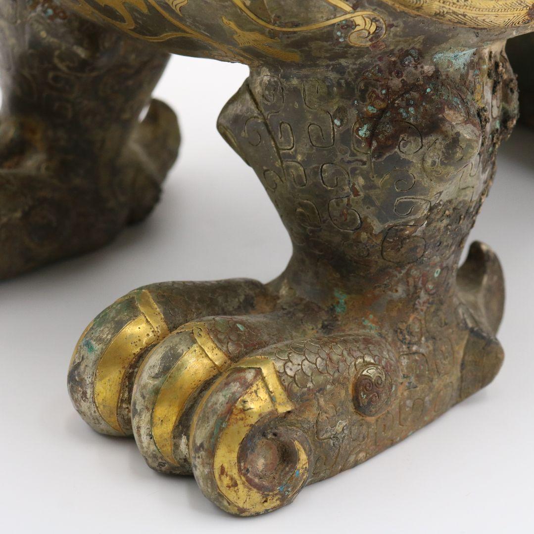 中国 青銅器 饕餮文神獣形 置物 持ち手付尊　M557