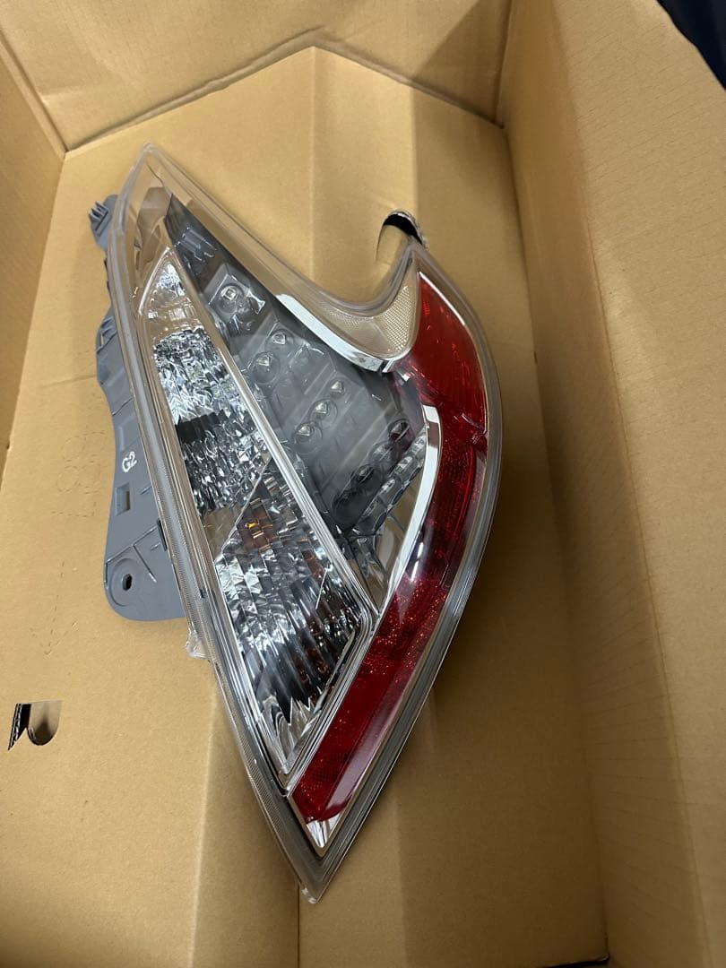 Z34 純正オプション　クリアテールレンズ　テールライト