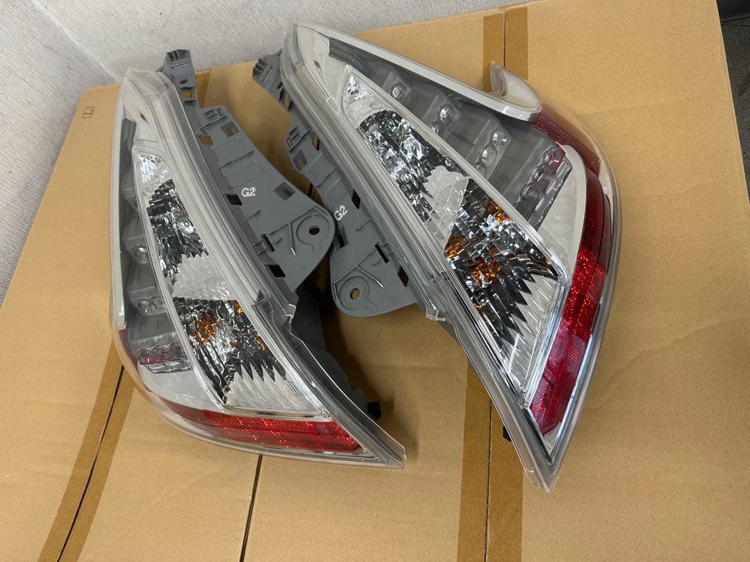 Z34 純正オプション　クリアテールレンズ　テールライト