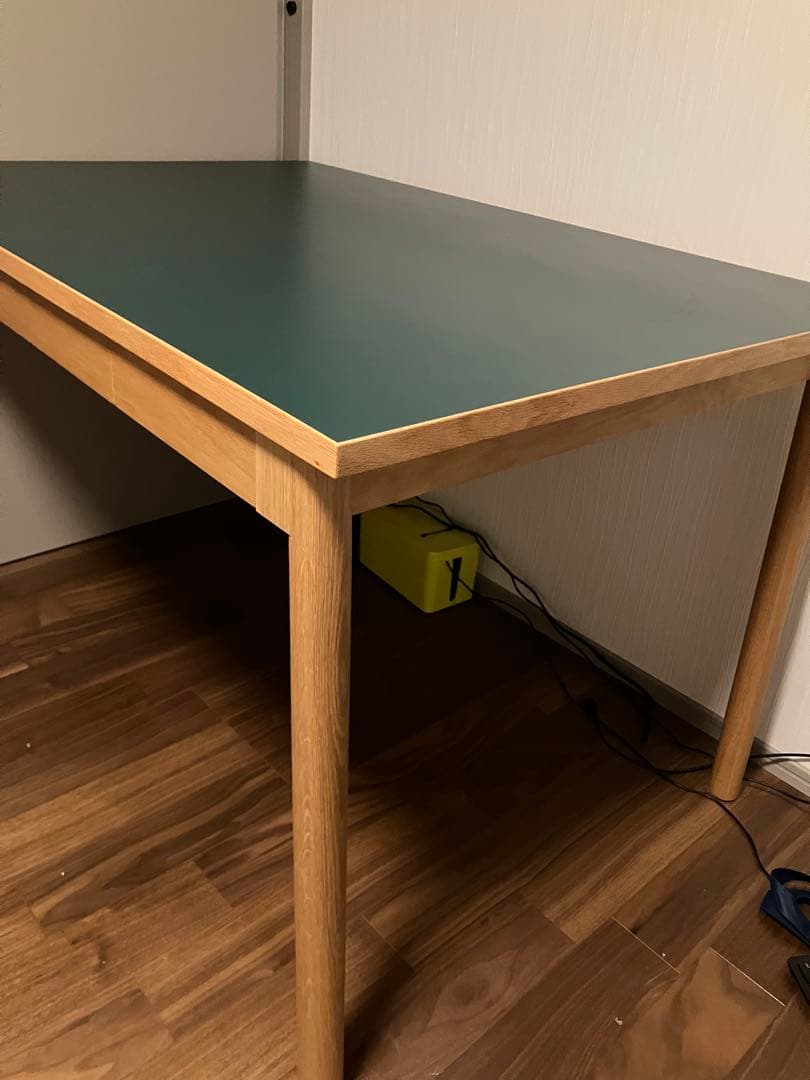 パソコンデスク IDEE STILT TABLE 1200 Green Black