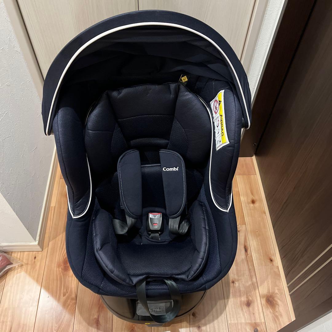 Combi チャイルドシート ネイビー　回転式　CG-CTG 本日限定価格