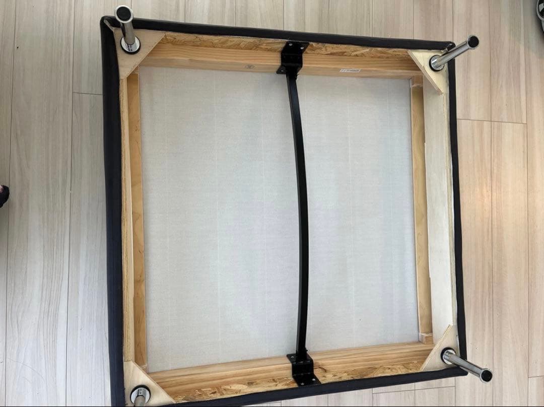 IKEA ソーデルハムン オットマン廃盤色