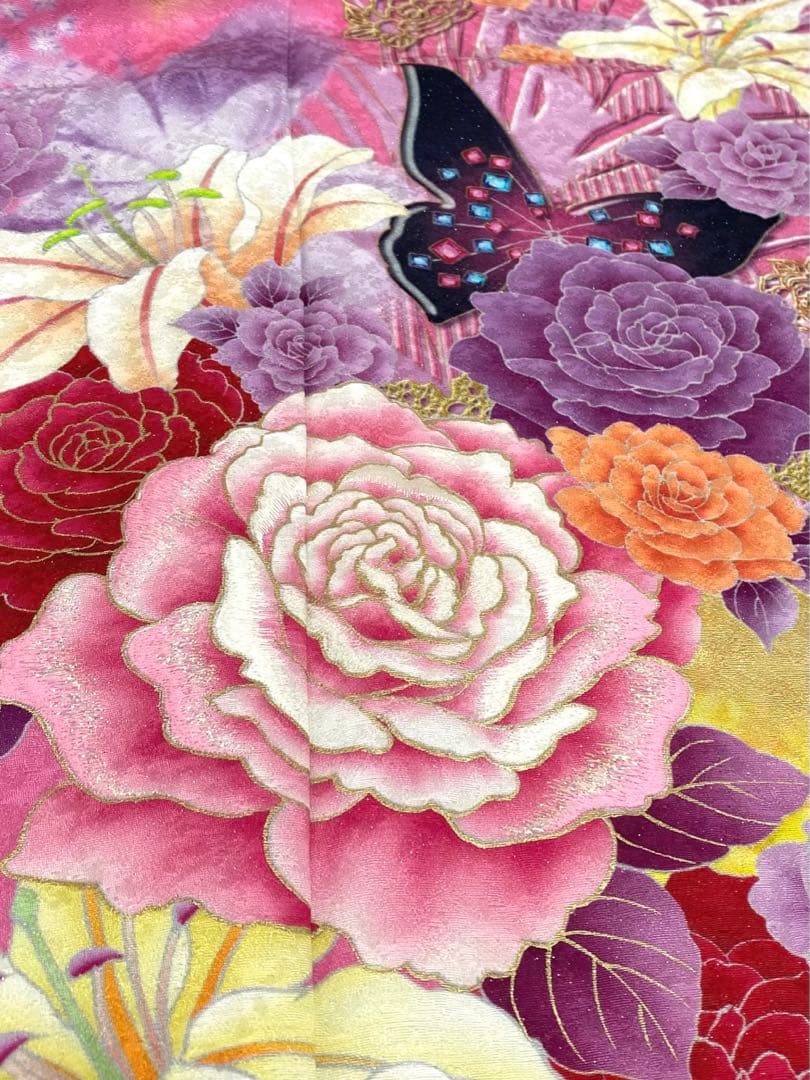 振袖 豪華 銀通し 刺繍 金彩 紋意匠 薔薇 百合 身丈161cm 撥水加工済