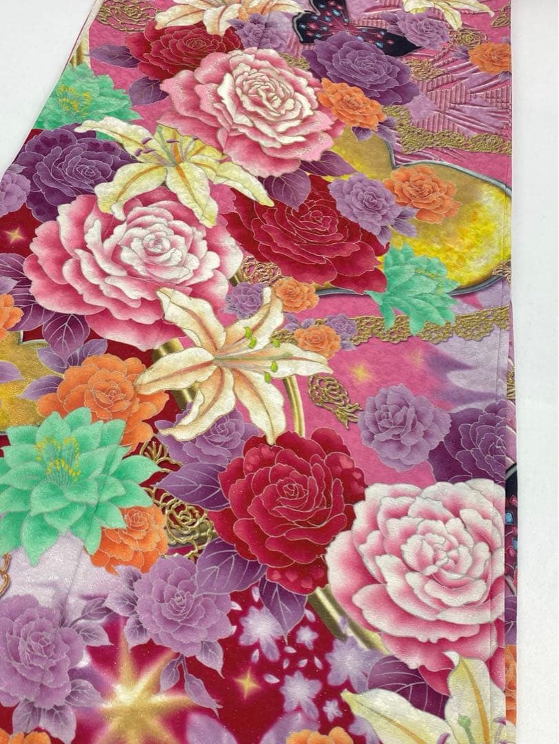振袖 豪華 銀通し 刺繍 金彩 紋意匠 薔薇 百合 身丈161cm 撥水加工済