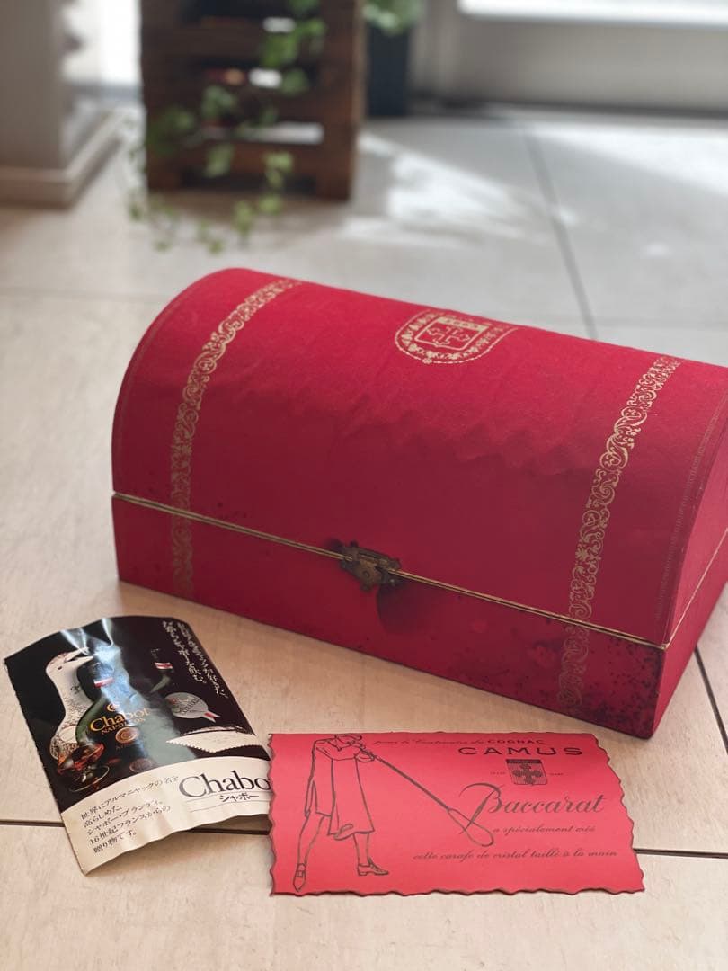【値下げ】CAMUS カミュ　バカラクリスタルボトル　ブランデー　未開封