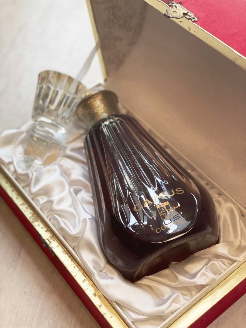 【値下げ】CAMUS カミュ　バカラクリスタルボトル　ブランデー　未開封