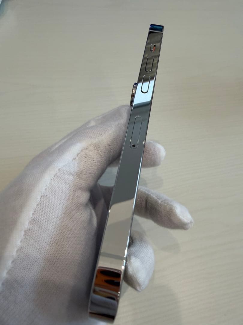 iPhone 14 Pro シルバー SIMロックフリー　256GB