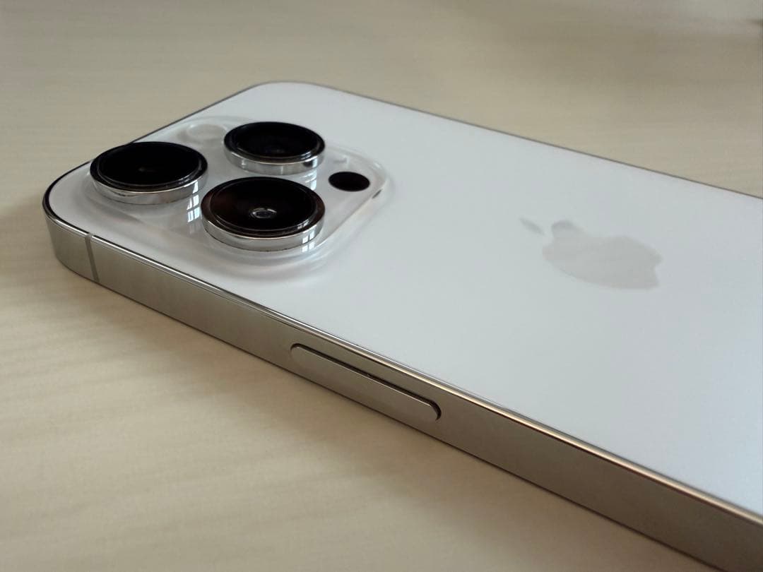 iPhone 14 Pro シルバー SIMロックフリー　256GB