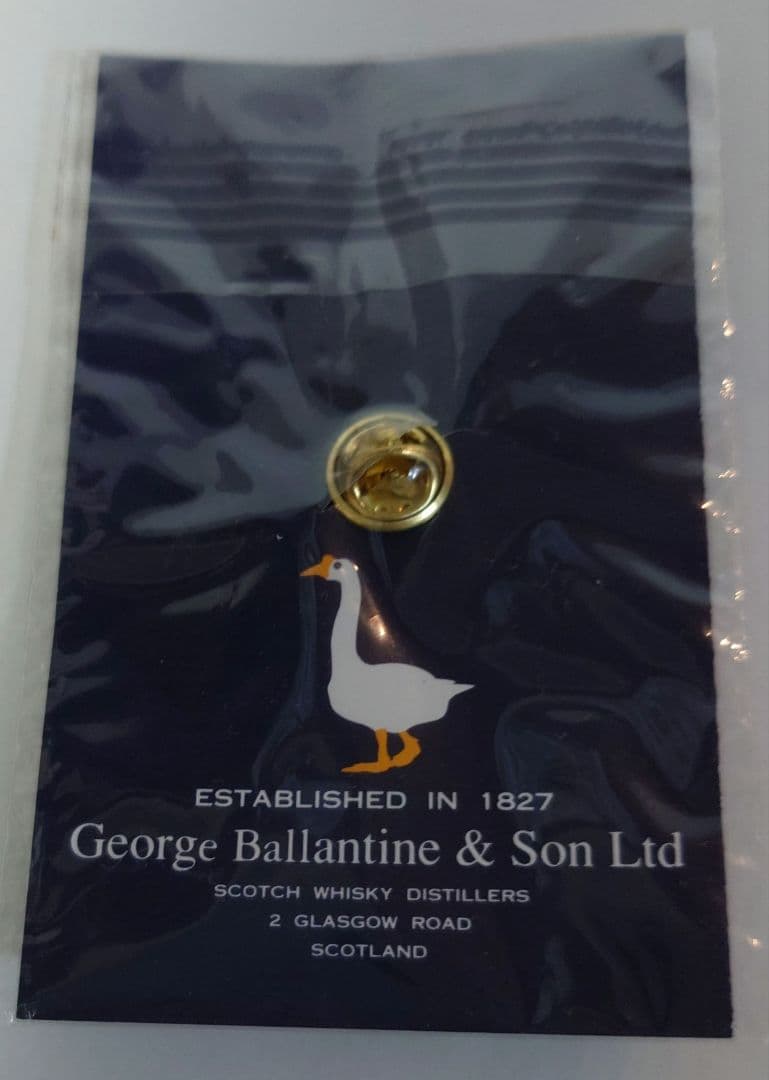 売約済　バランタイン　ピンバッジ　アヒル　スコッチウイスキー