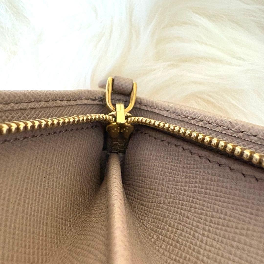 プラダ PRADA サフィアーノレザー 財布