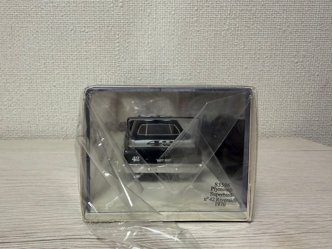 Plymouth Superbird 42号車
