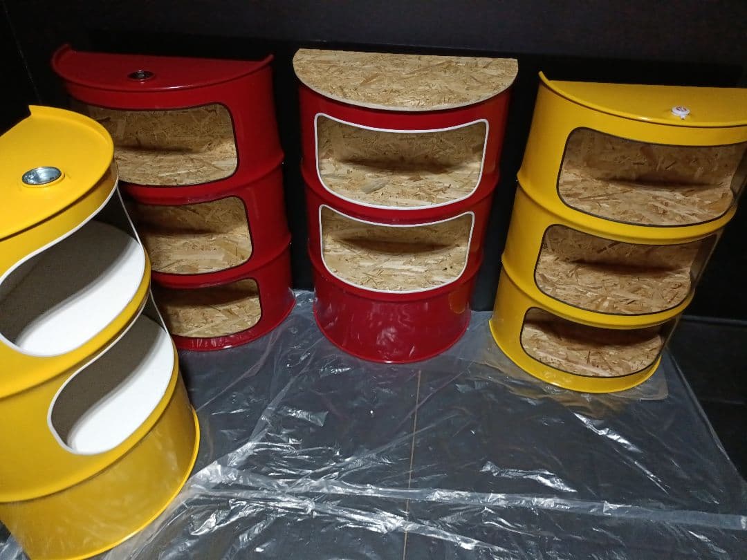 カメムシ品！200㍑ドラム缶remake3段BOX！レッド