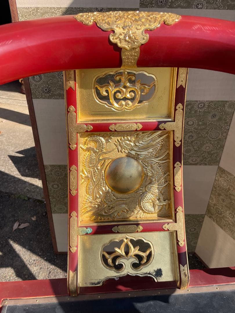 寺院仏具 ルーツ型本曲録 平安寺　住職/僧侶の椅子 漆塗/金箔/折りたたみ式