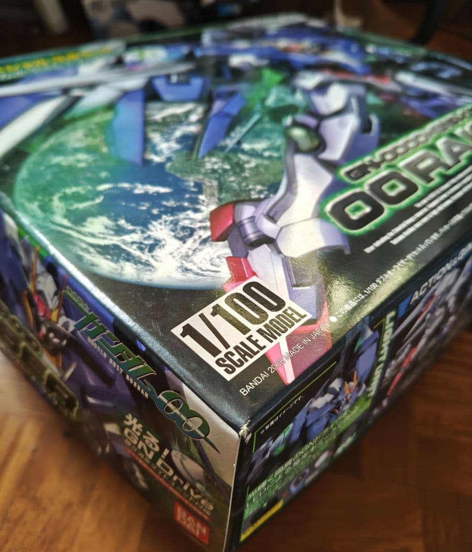 1/100 ガンダム00 ダブルオーライザー