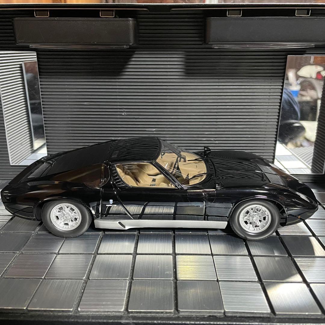 絶版未展示品　京商1/18 ランボルギーニ ミウラP400 Black