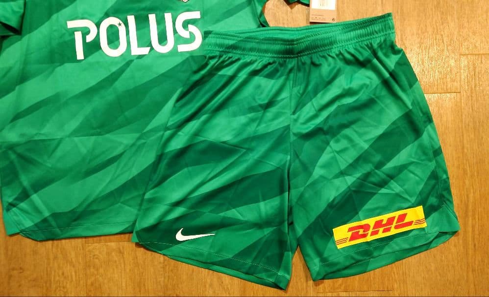 浦和レッズ　2024ゴールキーパーユニフォーム　上下　西川周作