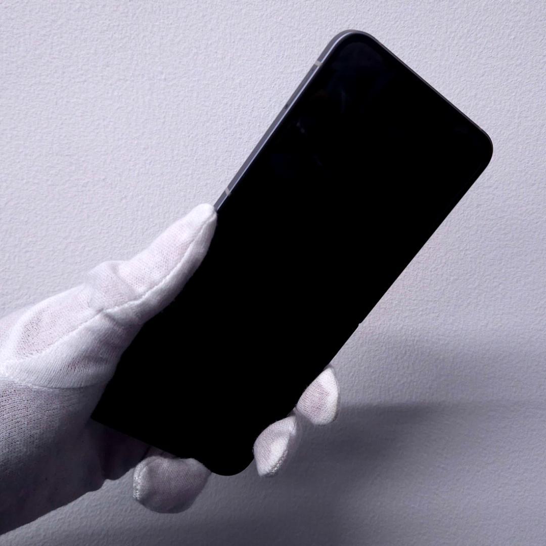 Galaxy Z FLIP6 256GB シルバー SIMフリー【A級】