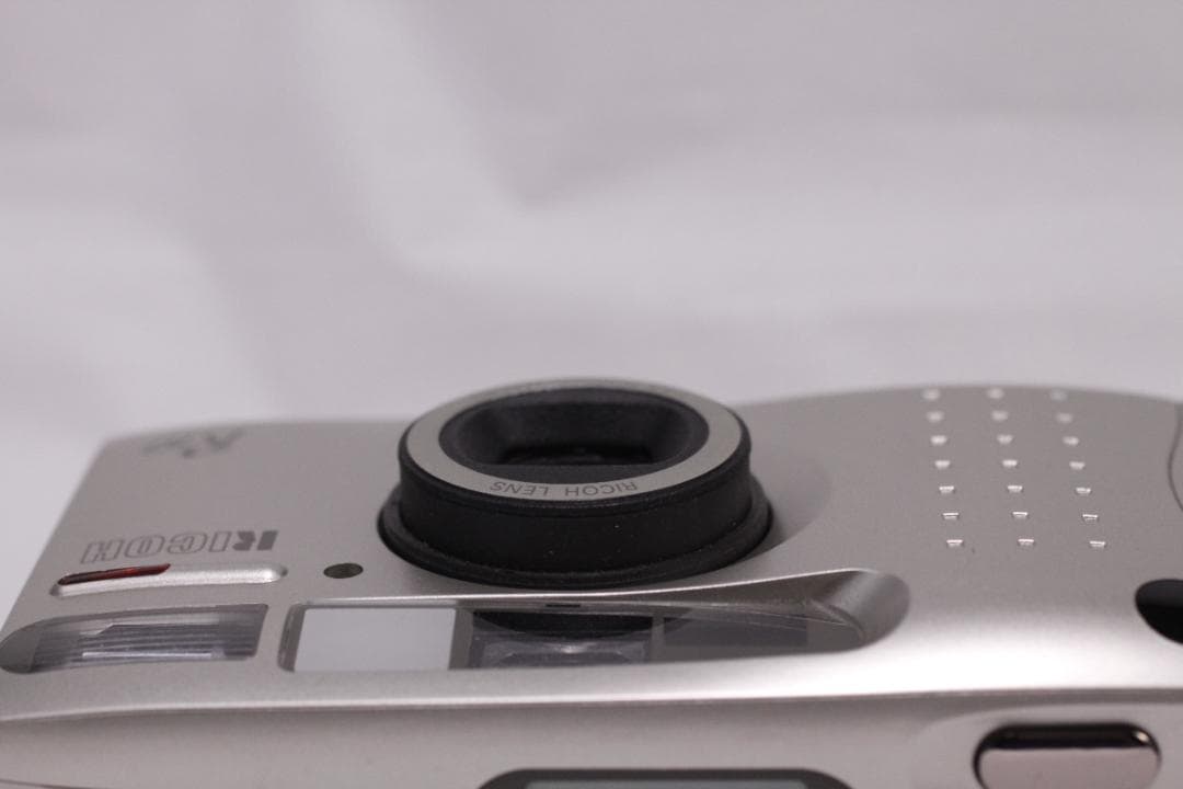 【フィルム動作確認済】RICOH R10 シルバー