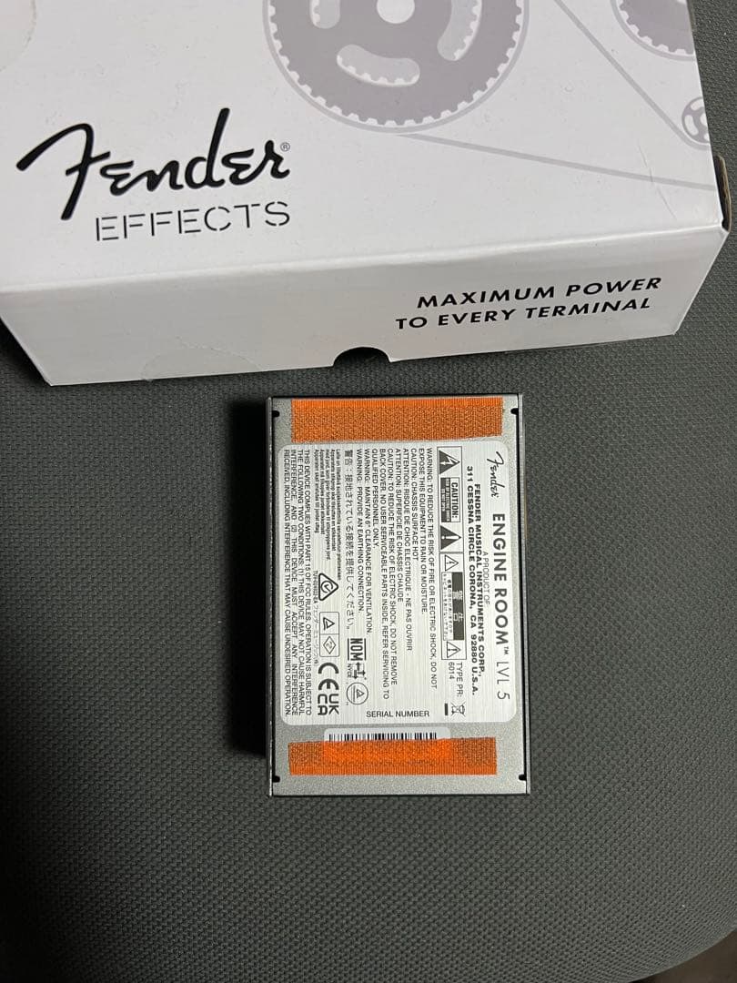 【美品】FENDER Engine Room LVL5 Power Supply