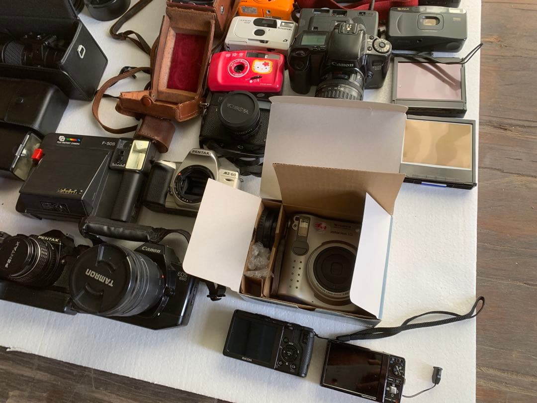フィルムカメラまとめ 動作未確認 ジャンク 大量 一眼レフ コンパクト レンズ