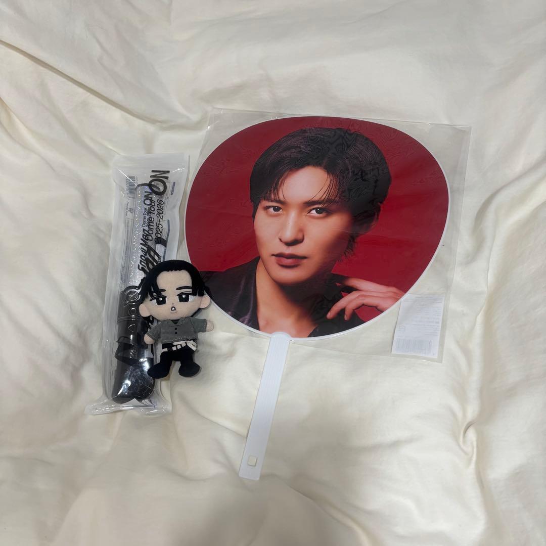 K*T様 目黒蓮 うちわ ペンライト  Man