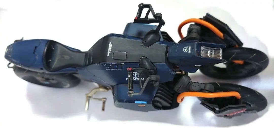 リバース・トライク 塗装済完成品　「DEATH STRANDING」可変型