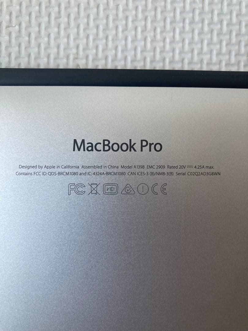【美品】MacBookPro15（Mid2015）i7 16GB SSD1TB
