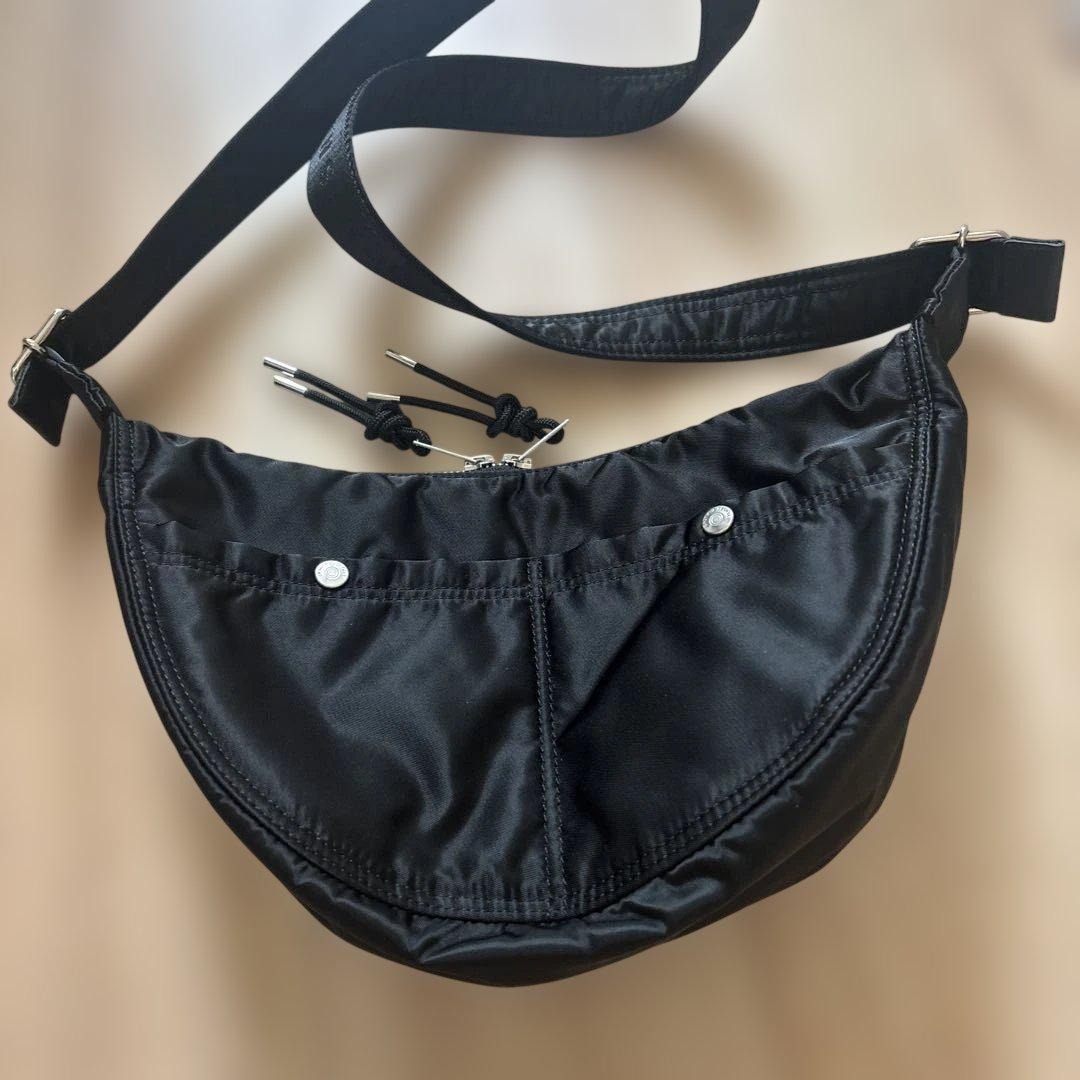 ビューティフルピープル　ナイロンムーン ショルダーバッグ