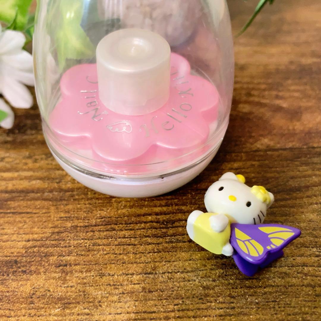 ⭐︎希少⭐︎ハローキティ ネイルカラー　コスメ　マニキュア　マスコット　蝶　当時物